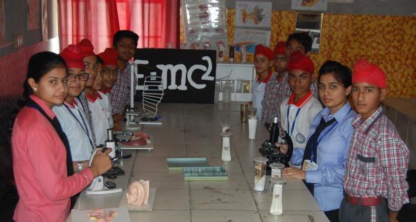 Teachers are showing Science Practical with Students  